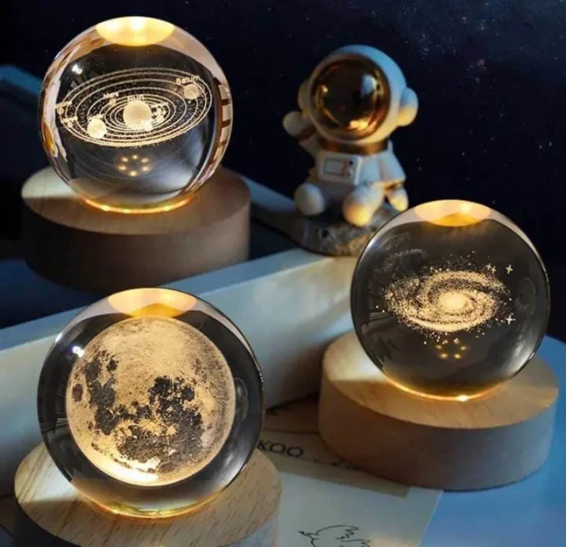 Galaxy Crystal Ball Lamp | 3D Planet Moon Night Light