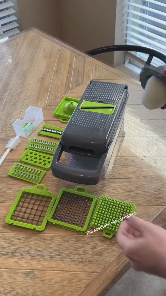 16-In-1 Multifunctional Vegetable Chopper & Slicer